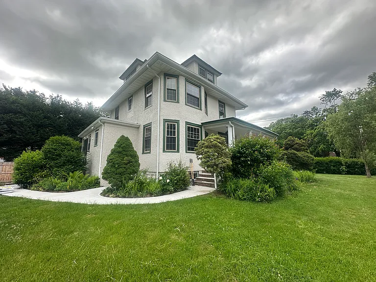 27 Dosoris Way — Photo 3