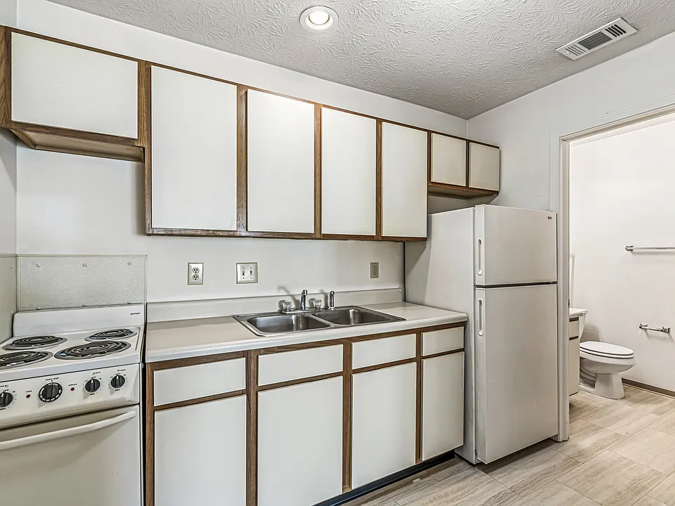 Pictures listed may not be of the exact unit but a similar unit on property.