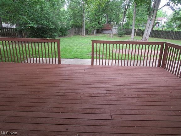 5th image of 296 Parkland Oval