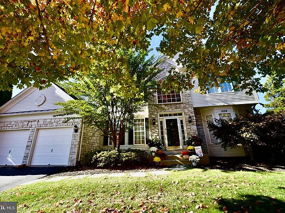 2nd image of 1504 Laurie Dr