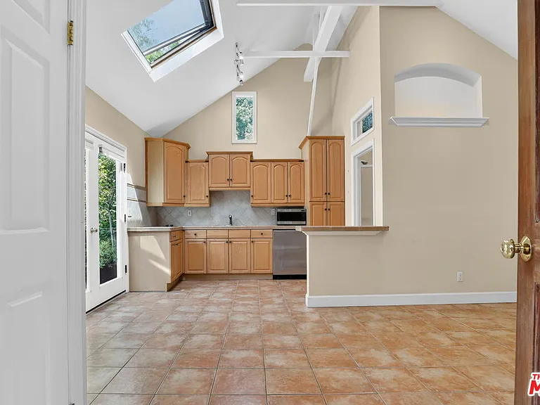 10341 Keswick Ave — Photo 33