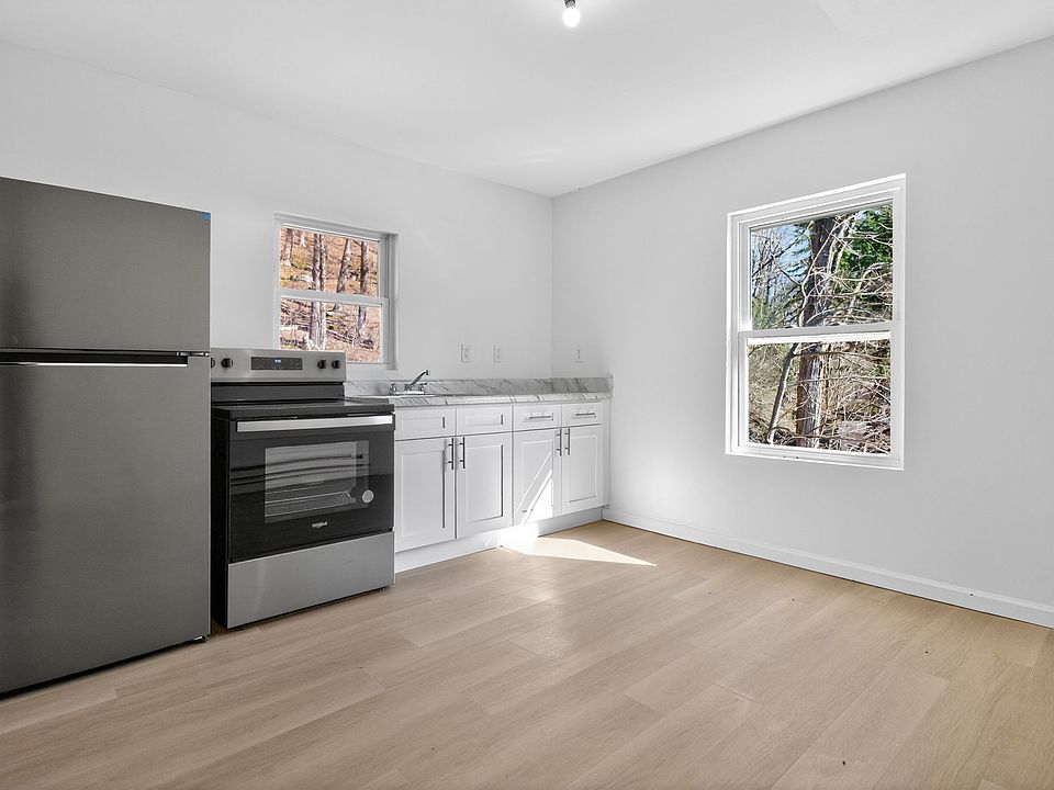 Large Kitchen with room for seating
