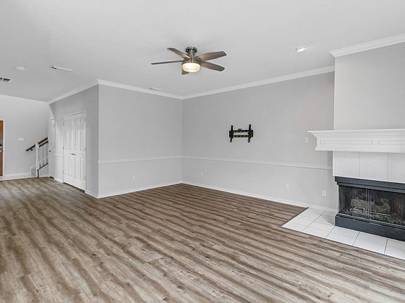 4th image of 1253 El Camino Village Dr
