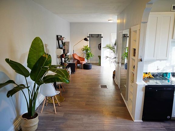 4th image of 1319 McCausland Ave #1N