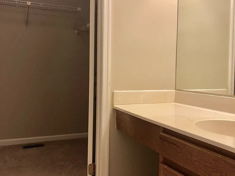 3929 Whispering Meadow Dr — Photo 17