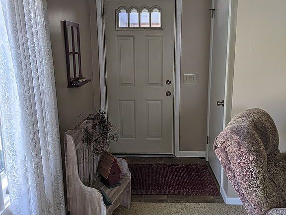 2nd image of 40 Sunset Dr