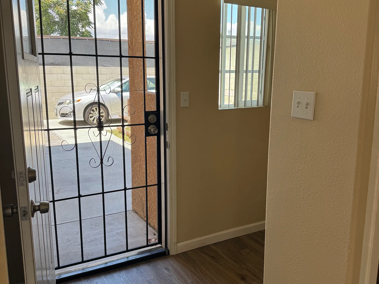 3 bed, 2.5 bath, 1800 sqft, $3,595 — Photo 3