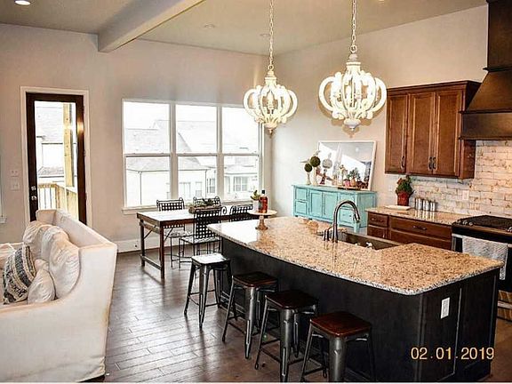 4th image of 2308 Coppergate Way