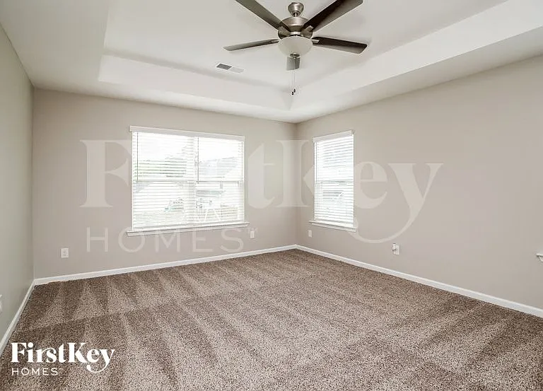 38 Maple Grove Dr — Photo 8