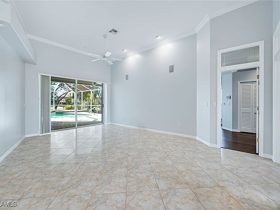 3rd image of 12571 Allendale Cir