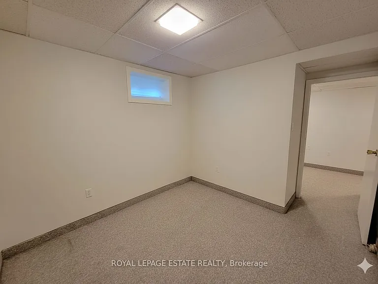 256 Sylvan Ave #LOWER — Photo 19