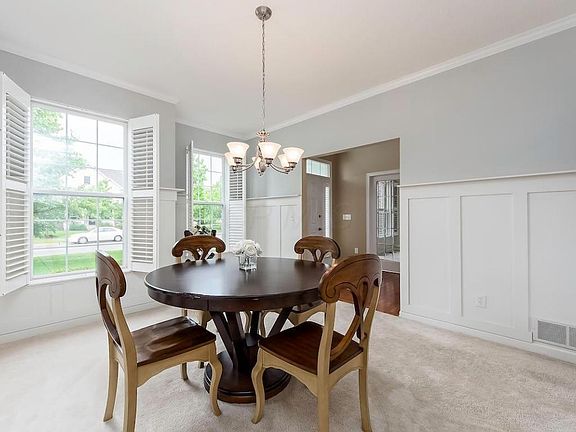3rd image of 7865 Tullymore Dr
