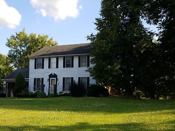 2nd image of 1040 Deepwood Dr