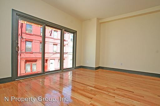 2nd image of 1710 Arlington St #2917200