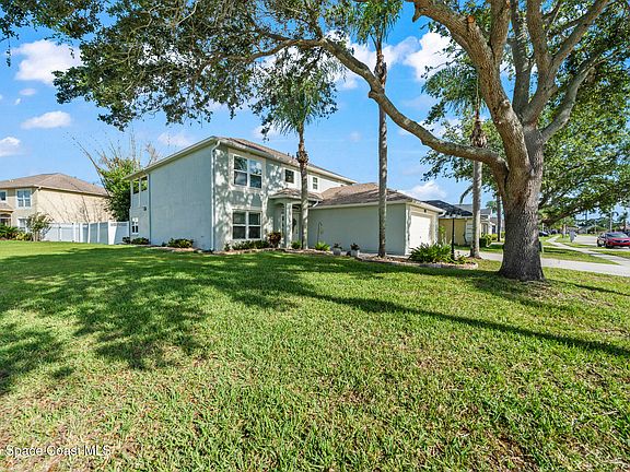 2nd image of 3997 Montesino Dr