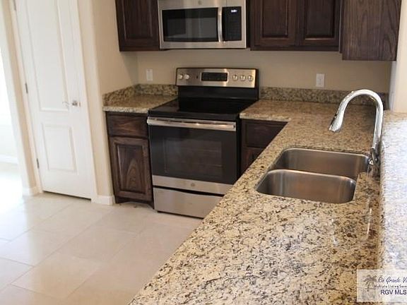 3rd image of 7546 Arrowwood Ave