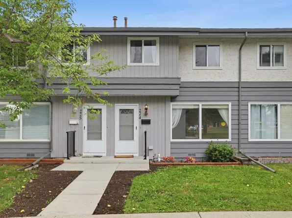 999 N Canyon Meadows Dr SW #224, Calgary, AB T2W 2S6