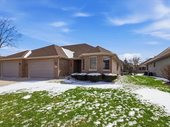 315 Louisa St N, Shorewood, IL 60404