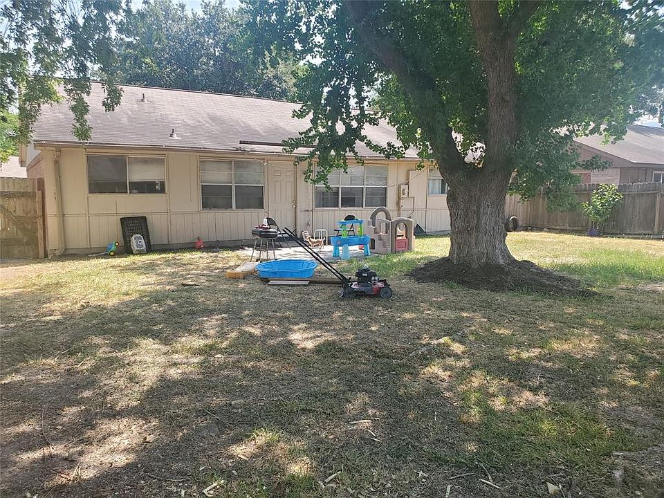 1st image of 11815 Spruce Mountain Dr