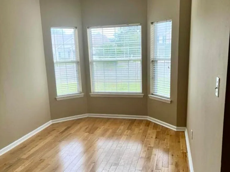 7002 Ute Ct — Photo 4