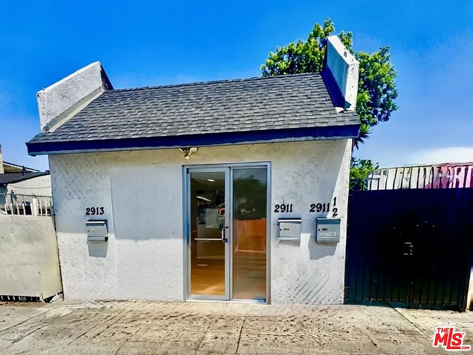 2911 W Florence Ave #STOREFRONT