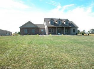 14138 Youth St, North Lawrence, OH
