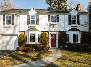 5 Romney Pl, Scarsdale, NY 10583