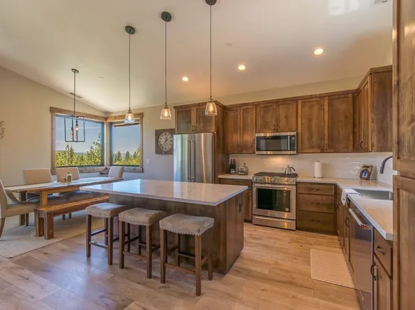 13779 Northwoods Blvd, Truckee, CA 96161