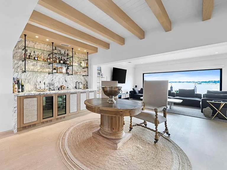 7500 Miami View Dr #SFH — Photo 24