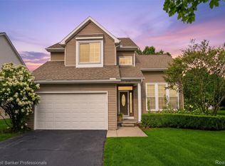 1170 Quail Ridge Dr, Oxford, MI 48371