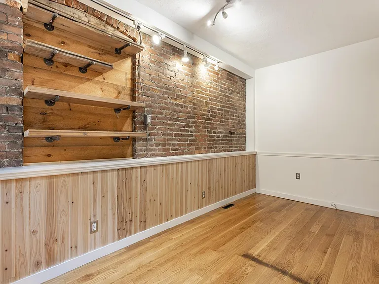 99 Cedar St #1 — Photo 13