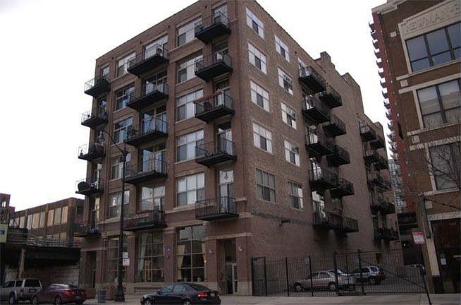 Imperial Lofts - FREE PARKING included in the rental price of this unit.