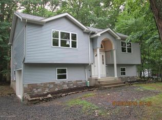 112 Noble Ln, East Stroudsburg, PA