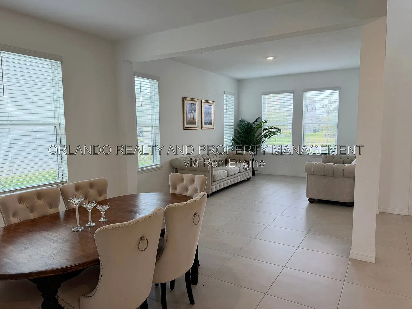 5 bed, 4.0 bath, 3422 sqft, $2,999 — Photo 4