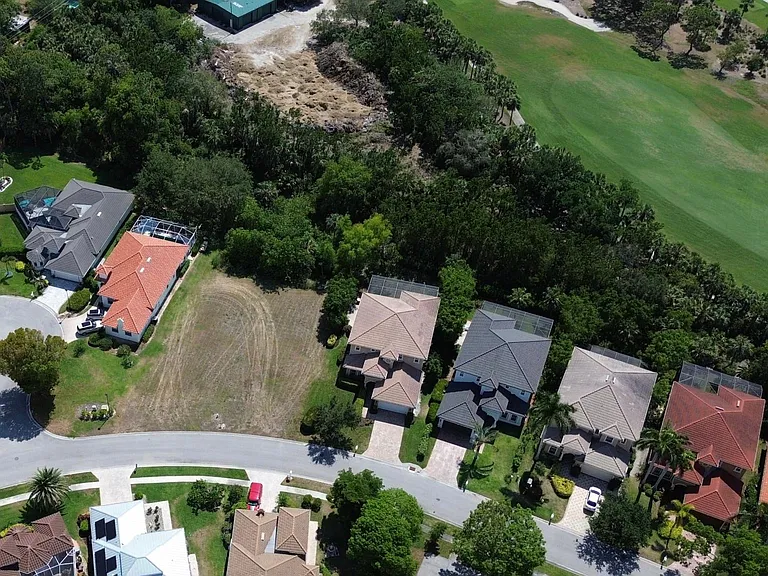 2896 Coco Lakes Pl — Photo 32