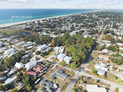 221 E Lakeshore Dr, Panama City Beach, FL, 32413