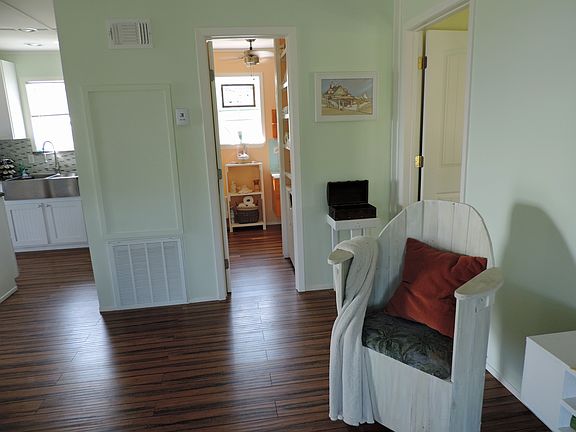 4th image of 314 W Misty Oak Ln