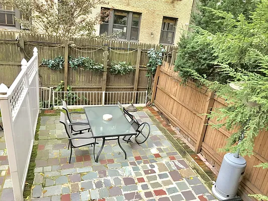 Rented by Sky Management | media 26