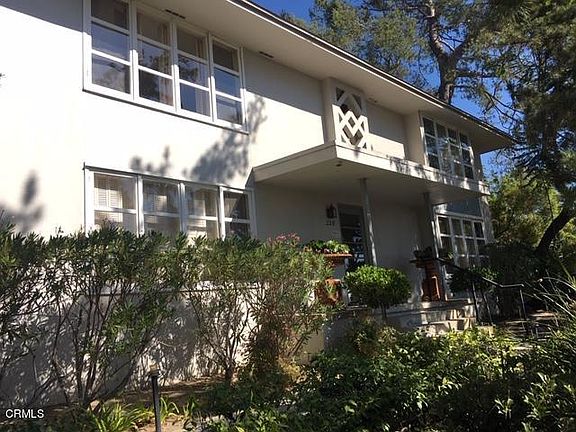 2nd image of 238 Mockingbird Ln APT 3