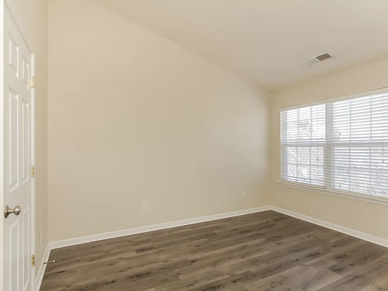 17113 Greenlawn Hills Ct — Photo 14
