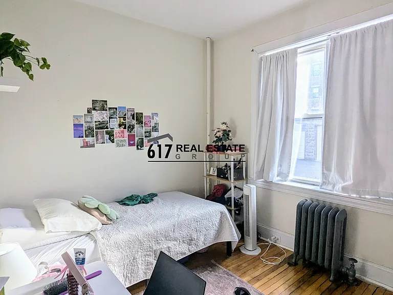 66 Egmont St #2 — Photo 5