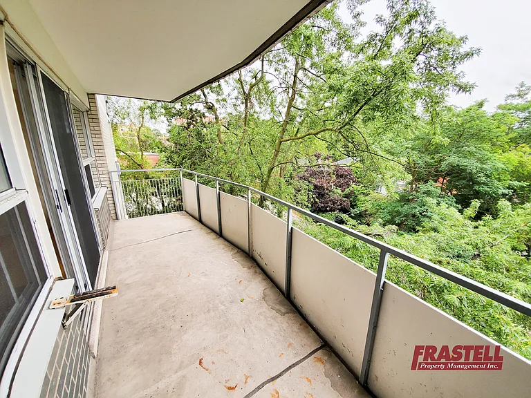 21 Mayfair Ave — Photo 19