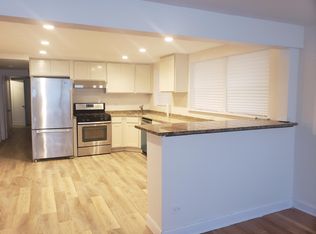 6241 N Washtenaw Ave, Chicago, IL 60659