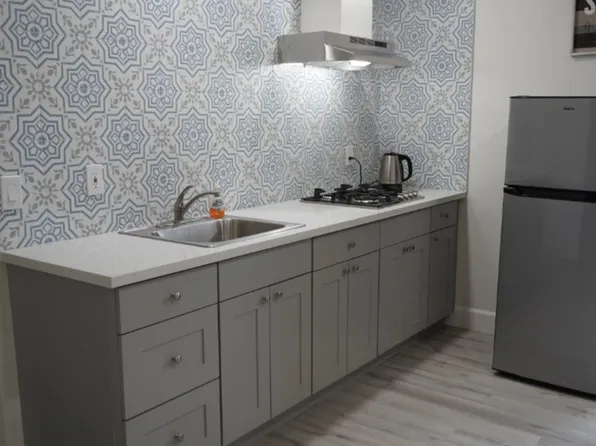 426 S 6th St #B, Alhambra, CA 91801