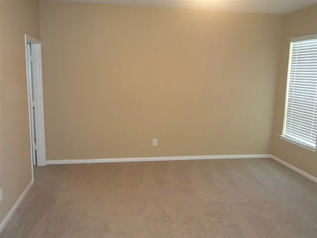 710 Single Pine Ct — Photo 8