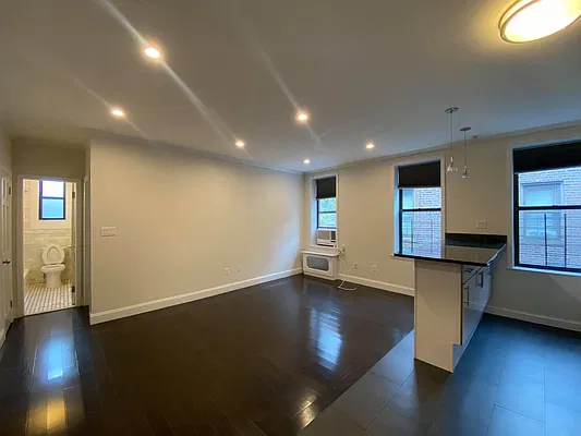 Rented by Oxford Property Group | media 3