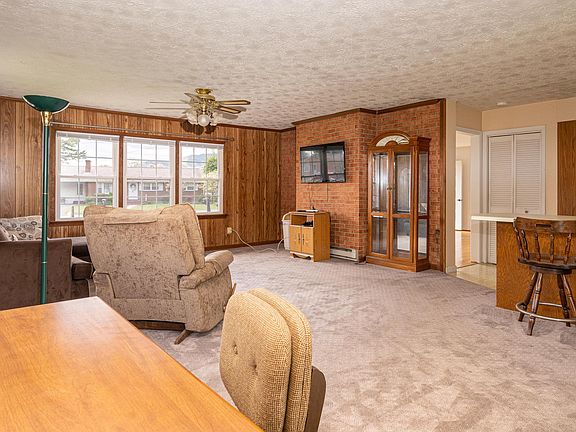 5th image of 150 Heatherwood Ln