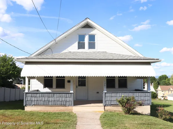 1261 Bennett St, Old Forge, PA 18518