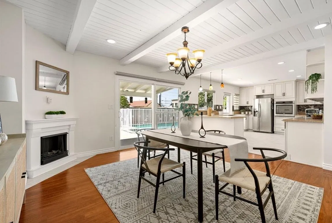608 E Sandra Ave — Photo 4
