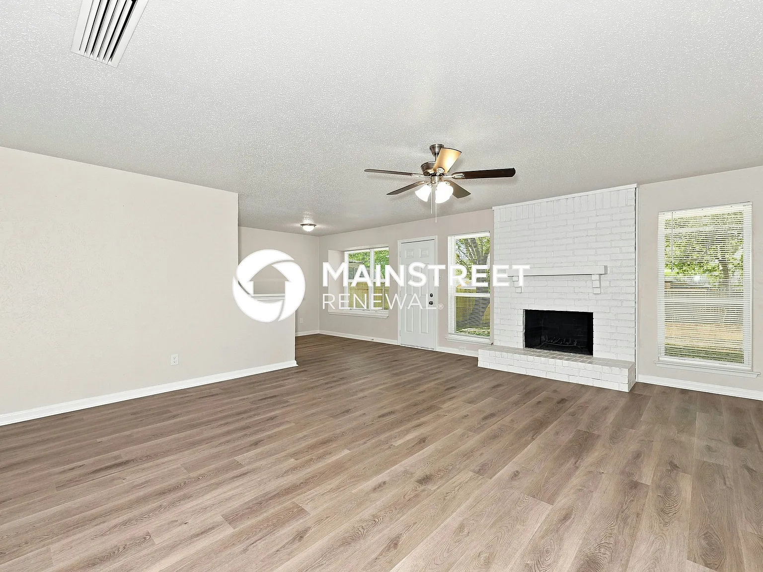 208 Nettletree St — Photo 3